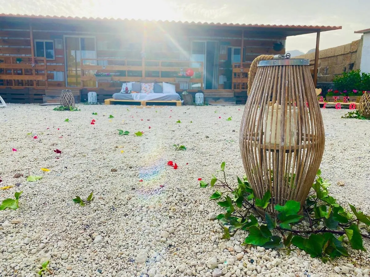 Amani Suite Con Jacuzzi Piscina Y Naturaleza Buzanada Holiday home