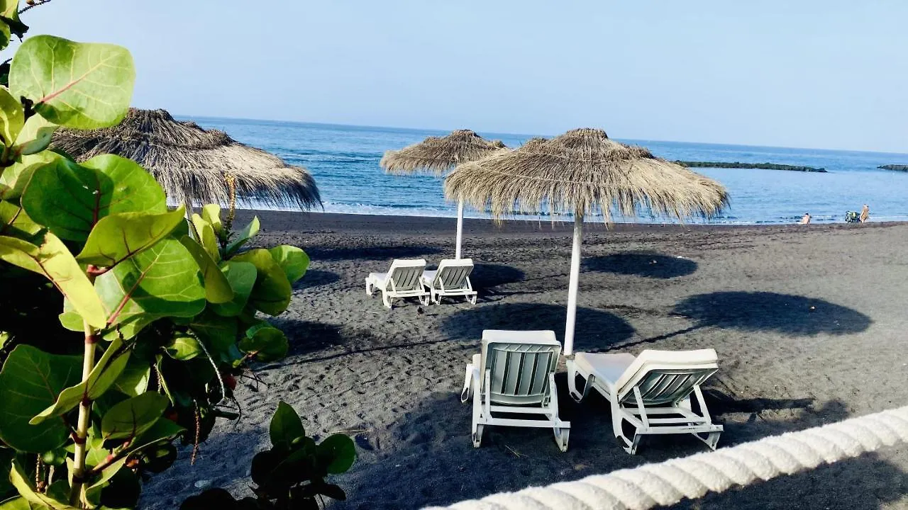 Holiday home Amani Suite Con Jacuzzi Piscina Y Naturaleza Buzanada